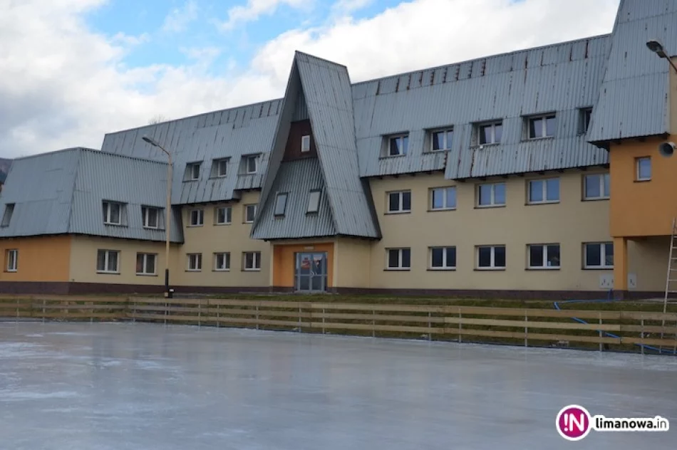 Jutro otwarcie lodowiska na stadionie - zdjęcie 3