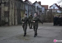 Przechodzą szkolenie pod okiem funkcjonariuszy Straży Granicznej - zdjęcie główne