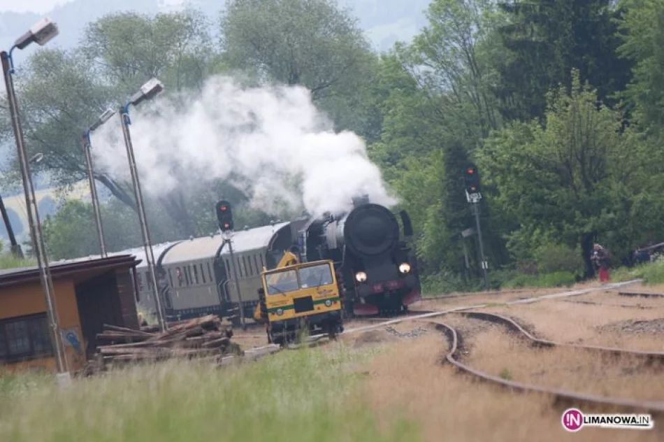 Pociąg retro w Limanowej - zdjęcie 8