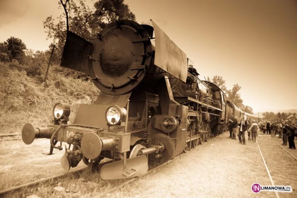 Pociąg retro w Limanowej - zdjęcie 16