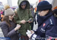 Policja radzi - darczyńcom i wolontariuszom WOŚP - zdjęcie główne