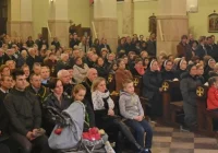 Statystyki praktyk religijnych: najwyższe wskaźniki w Ujanowicach, Limanowa w czołówce - zdjęcie główne