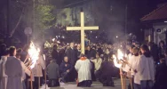 Tłumy na ulicach miasta - zdjęcie 1