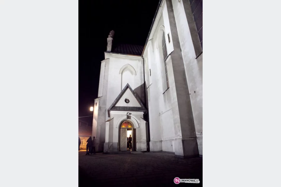 Droga Krzyżowa ulicami Mszany Dolnej - zdjęcie 4