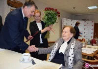 Zasłużona dla gminy profesor z nagrodą wójta - zdjęcie główne