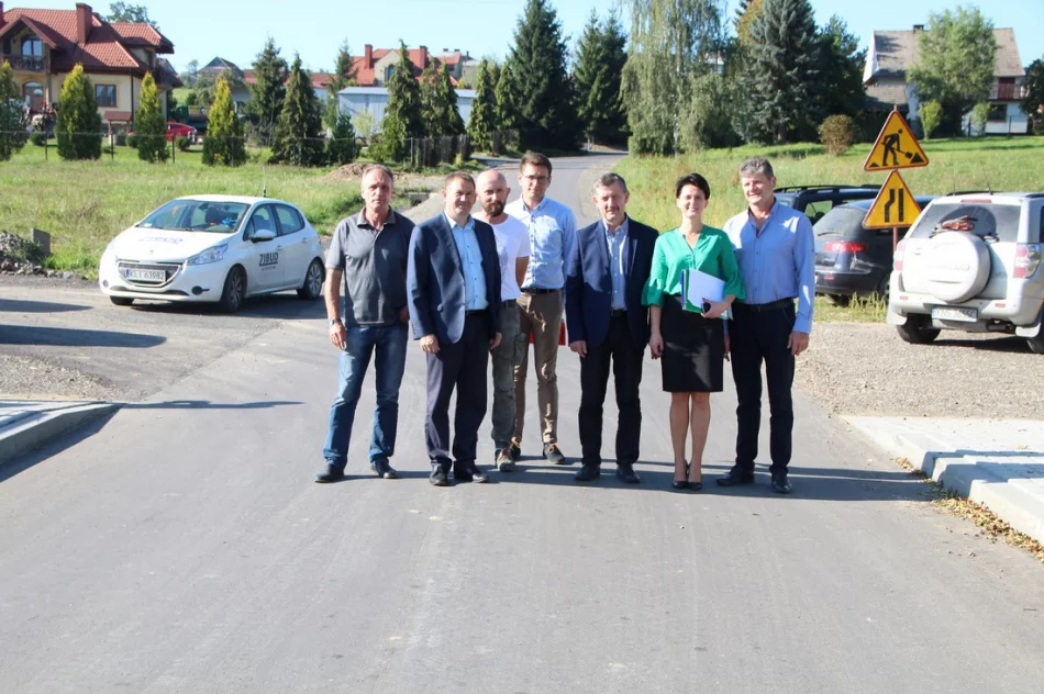 Nowe drogi w Pisarzowej i Wysokiem  - zdjęcie 20