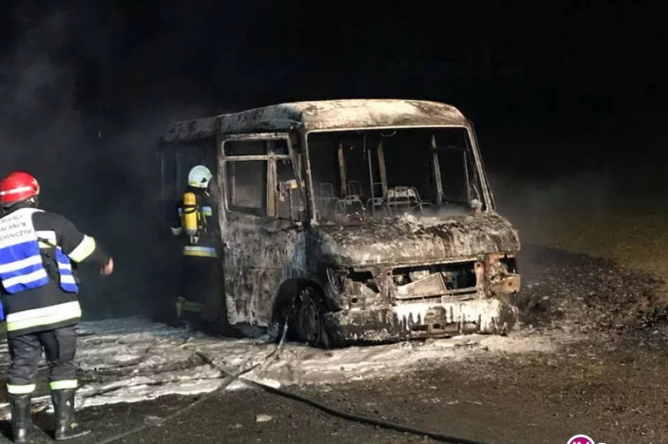 Bus spłonął doszczętnie. 30 tys. zł strat - zdjęcie 2