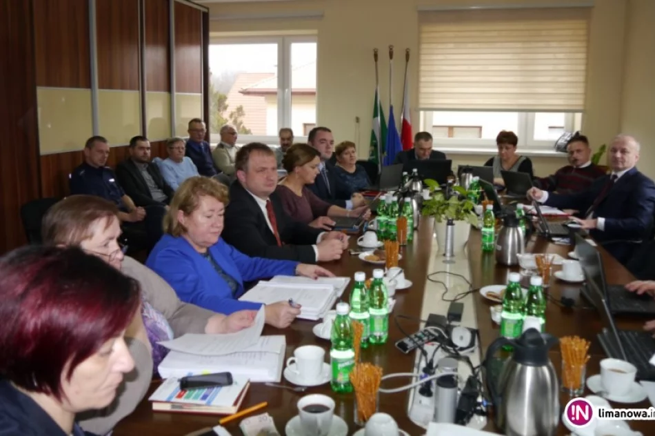 Budżet uchwalony. Ponad 9 mln zł na inwestycje - zdjęcie 2