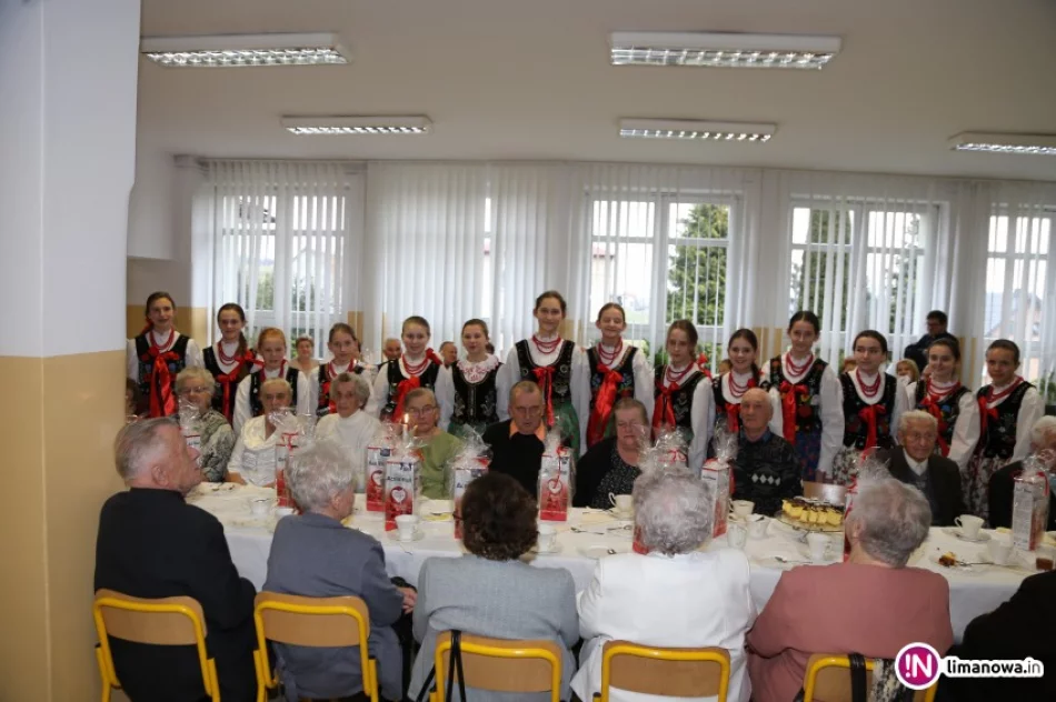 Wigilijne spotkanie seniorów - zdjęcie 2