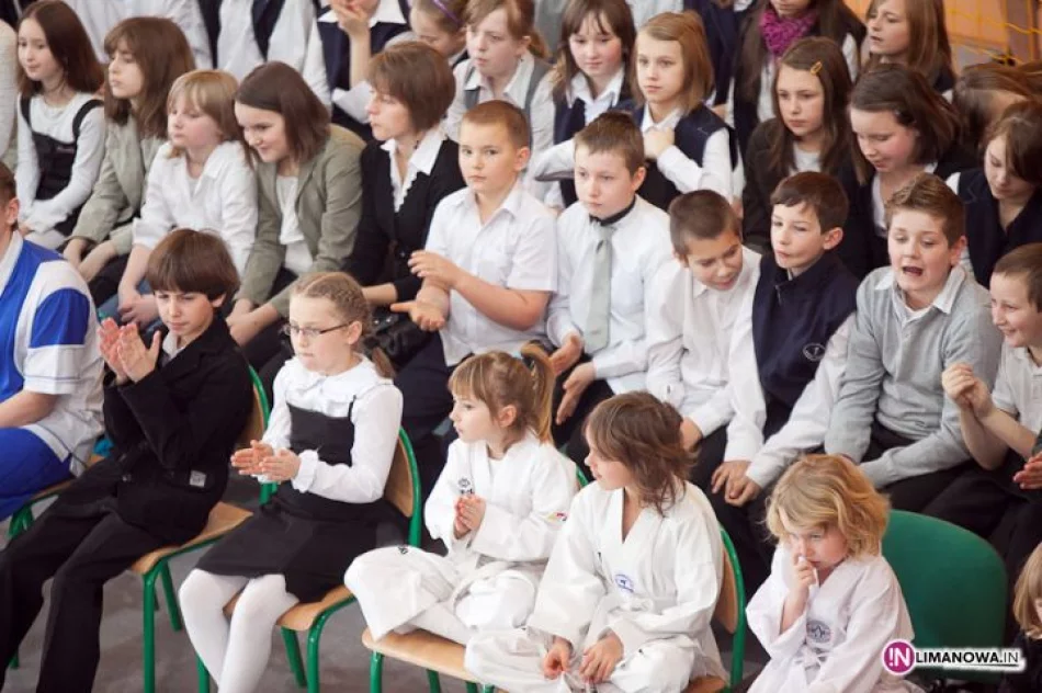 Największa hala w powiecie została otwarta! - zdjęcie 10