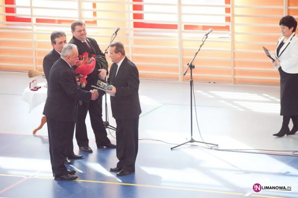 Największa hala w powiecie została otwarta! - zdjęcie 14