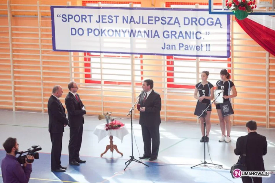 Największa hala w powiecie została otwarta! - zdjęcie 20