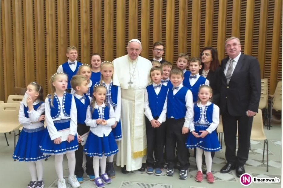 Dzieci ze Żmiącej u papieża Franciszka - zdjęcie 2