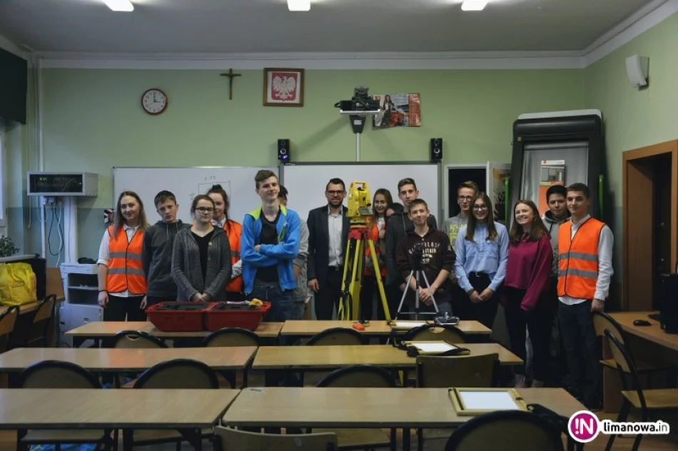 Limanowska Akademia Młodego Technika dla gimnazjalistów z powiatu - zdjęcie 4