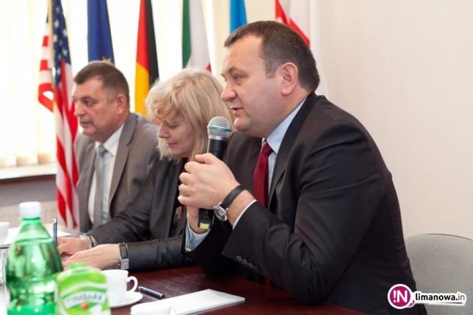 Honorowy obywatel dwóch gmin oskarżany o korupcję. Kilka lat temu załatwiał koncesję na badanie solanki - zdjęcie 2