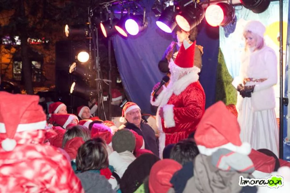 Mikołaj na limanowskim rynku - zdjęcie 6