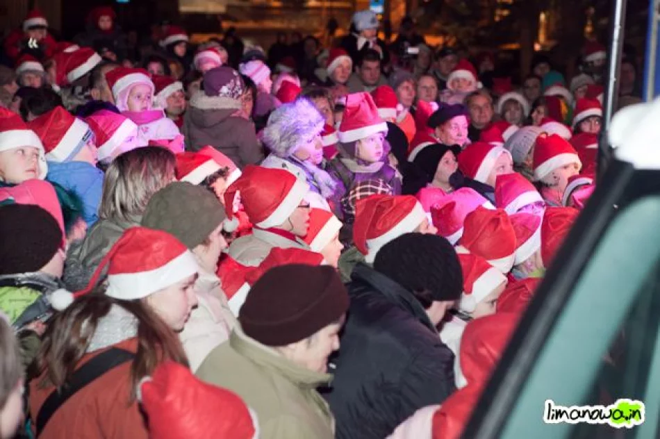 Mikołaj na limanowskim rynku - zdjęcie 10
