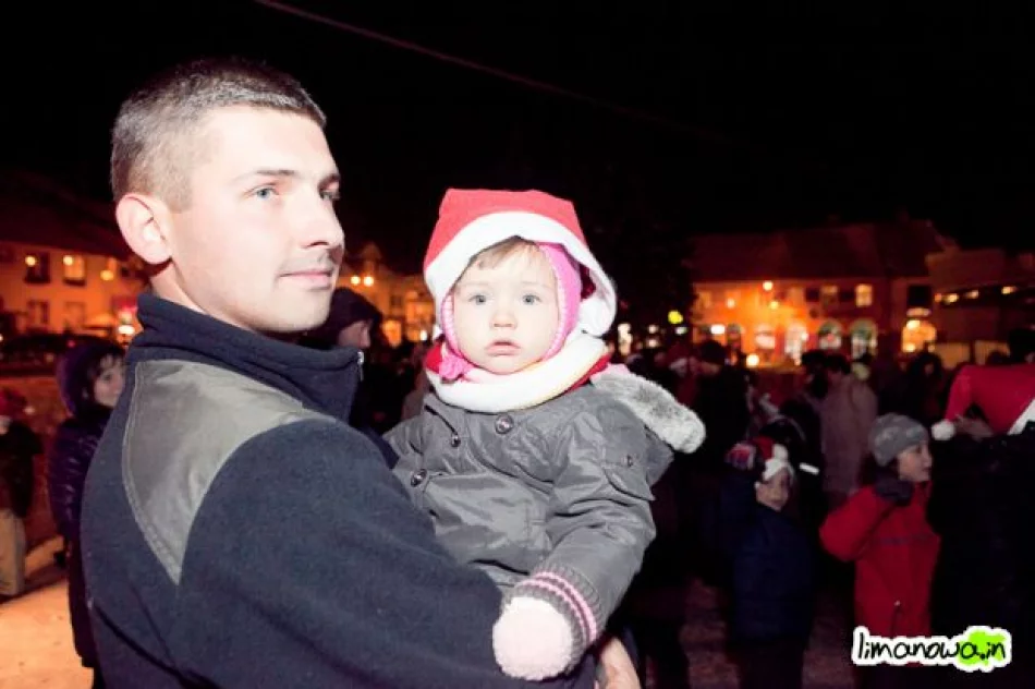 Mikołaj na limanowskim rynku - zdjęcie 14