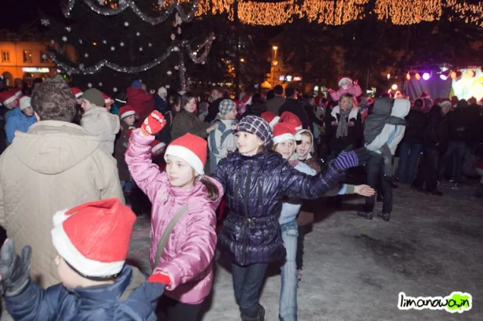 Mikołaj na limanowskim rynku - zdjęcie 18
