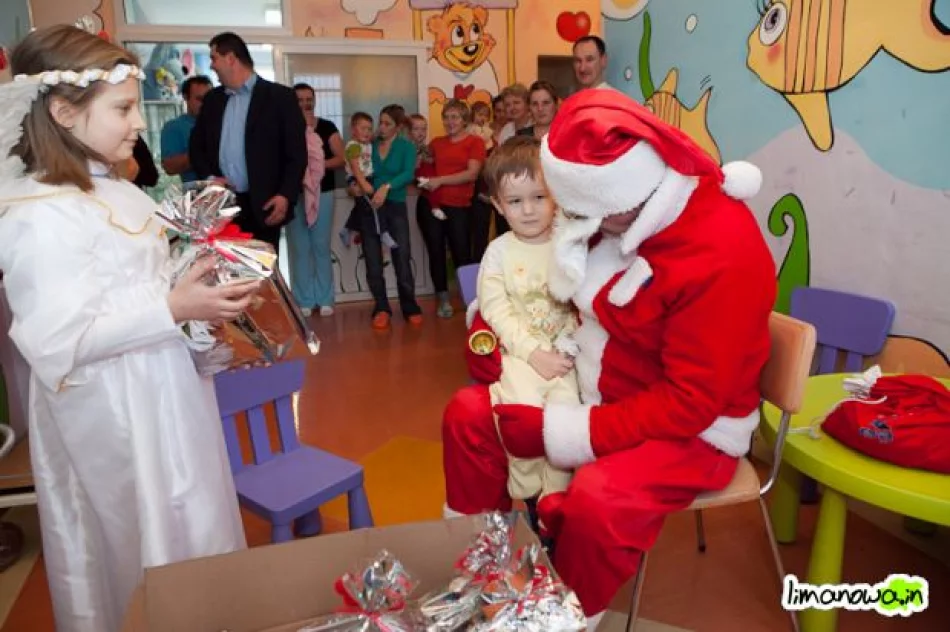 Mikołaj odwiedza Limanową - zdjęcie 4