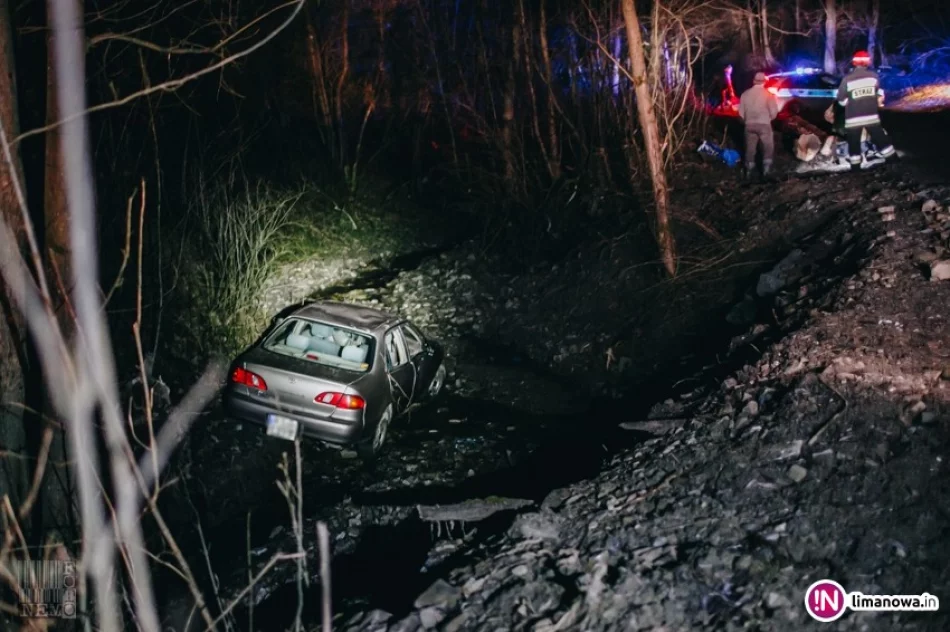 Pijana 22-latka dachowała w korycie potoku - zdjęcie 2