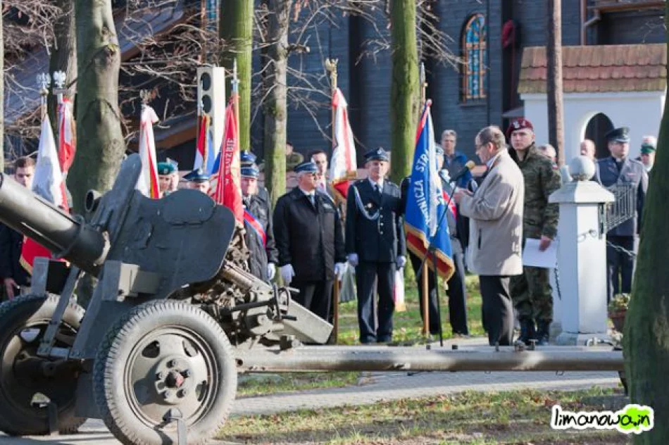 Apel poległych i salwa honorowa - zdjęcie 12