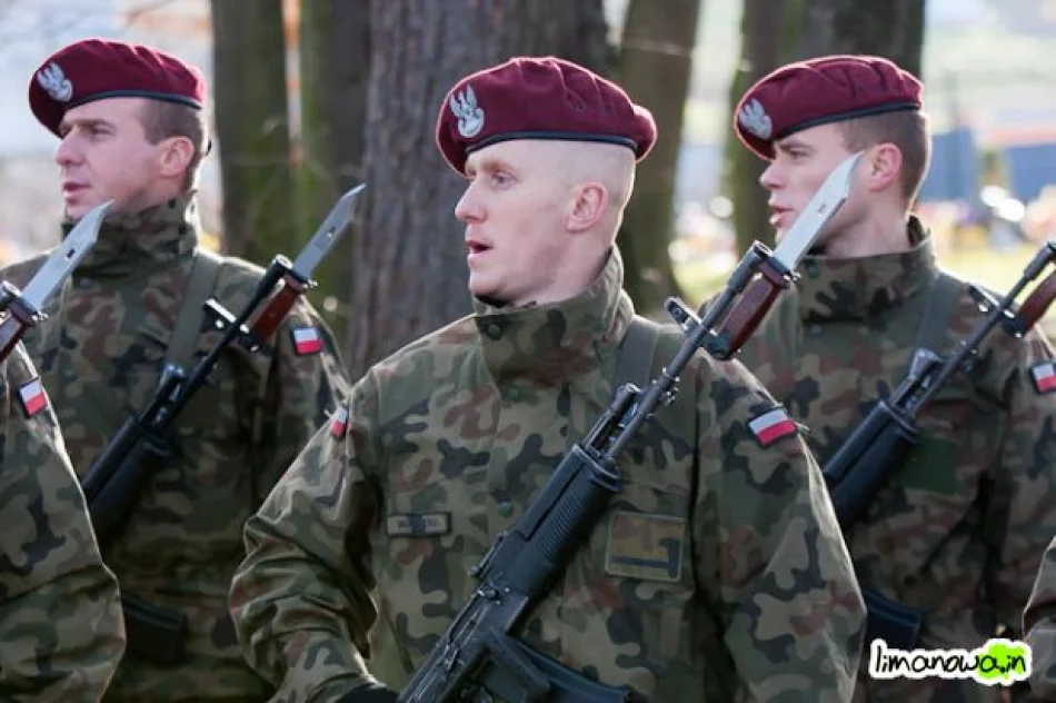 Apel poległych i salwa honorowa - zdjęcie 15