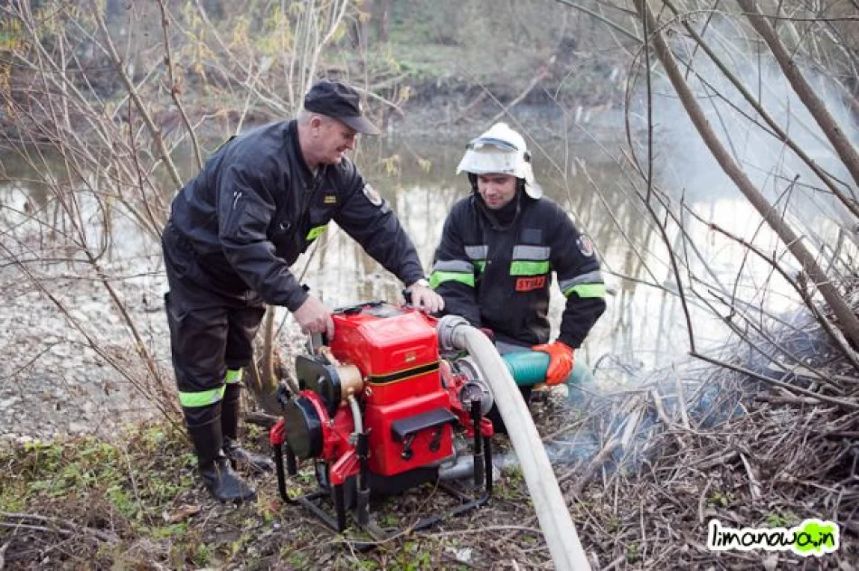 Wybuch i pożar w pawilonie - zdjęcie 15