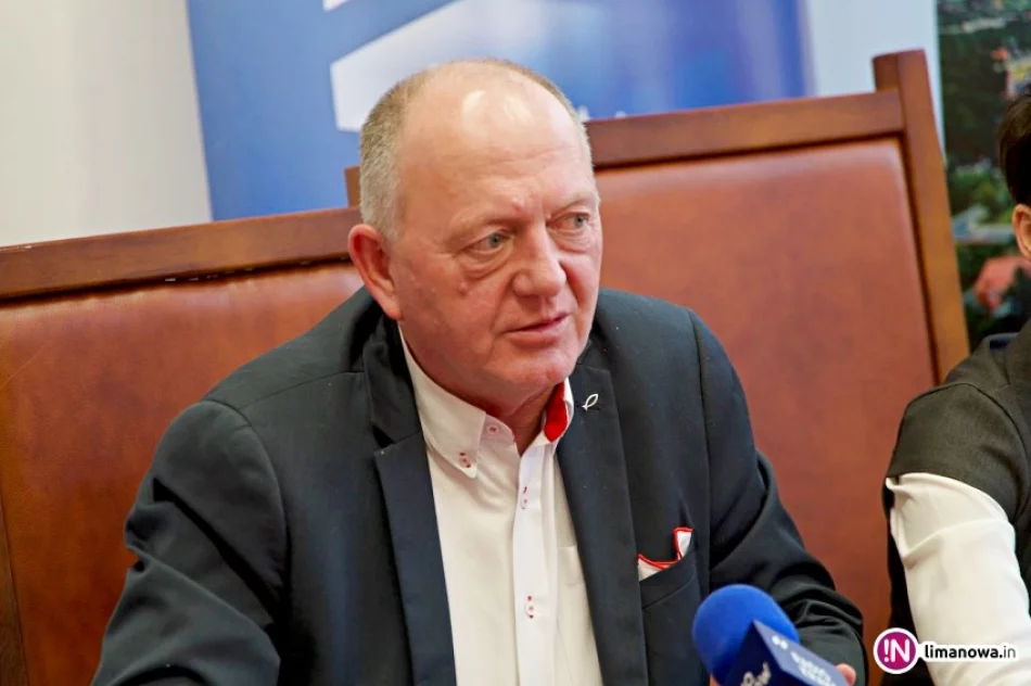 Umowa na 11,3 mln zł przekazana. 'Dla Limanowej to wejście w XXI wiek' - zdjęcie 3