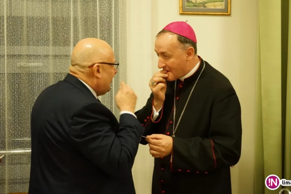 Maltański opłatek z biskupem - zdjęcie 3