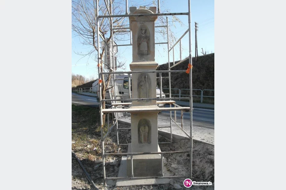 Zakończono pierwszy etap renowacji kapliczki - zdjęcie 2