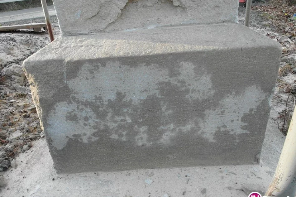 Zakończono pierwszy etap renowacji kapliczki - zdjęcie 3