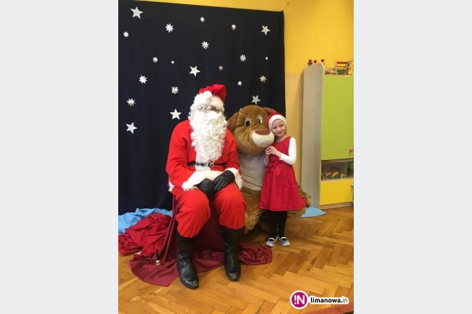 Doroczny Festyn Mikołajkowy odbył się w szkole - zdjęcie 2