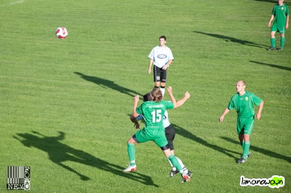 Szczęśliwy remis w Tymbarku - zdjęcie 16