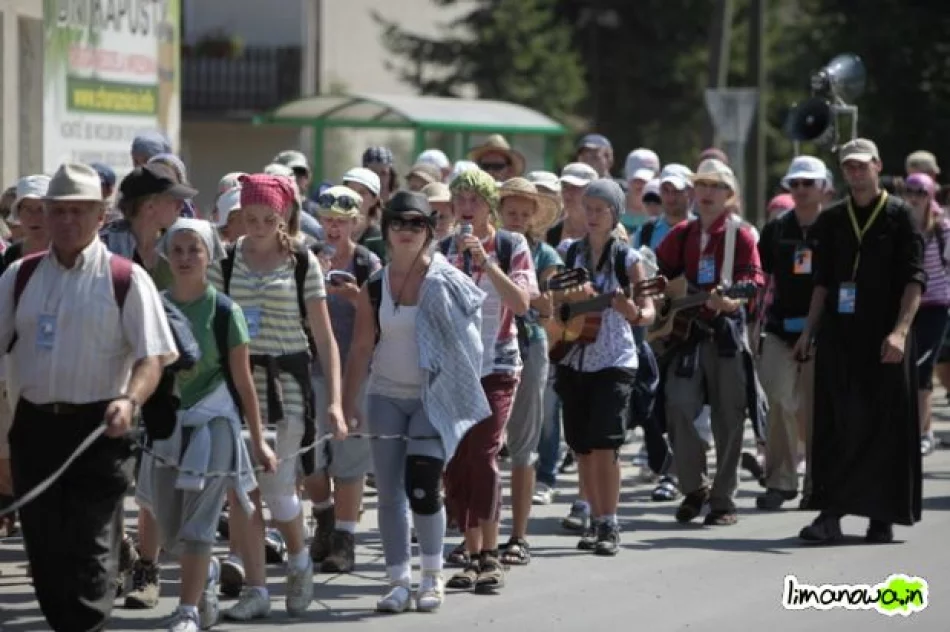Pielgrzymowali na Jasną Górę - zdjęcie 12