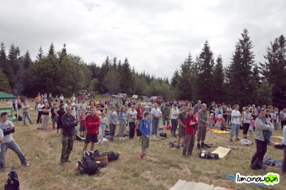 V Złaz Turystyczny na górze Łopień - zdjęcie 6