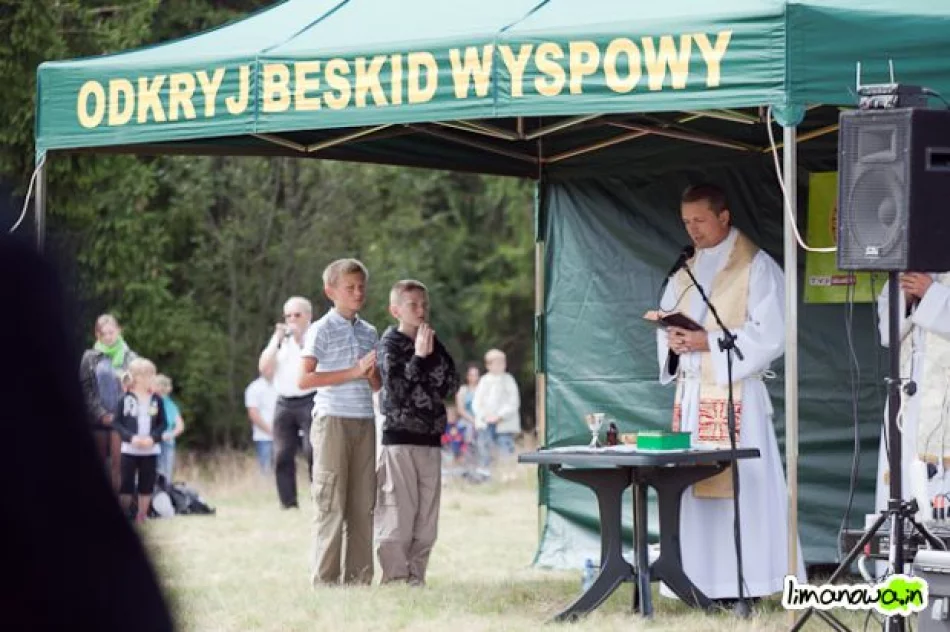 V Złaz Turystyczny na górze Łopień - zdjęcie 7