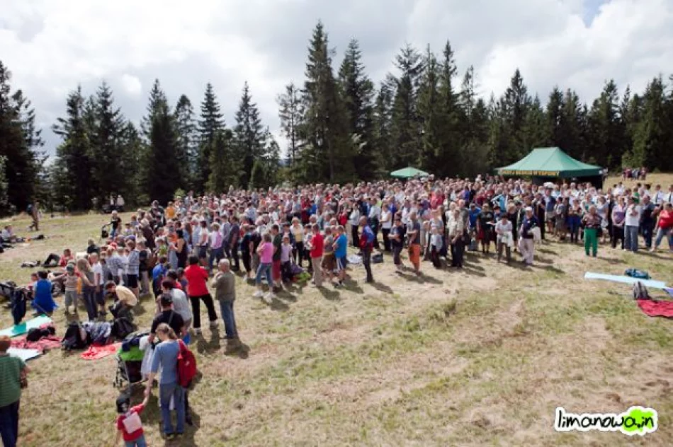 V Złaz Turystyczny na górze Łopień - zdjęcie 17