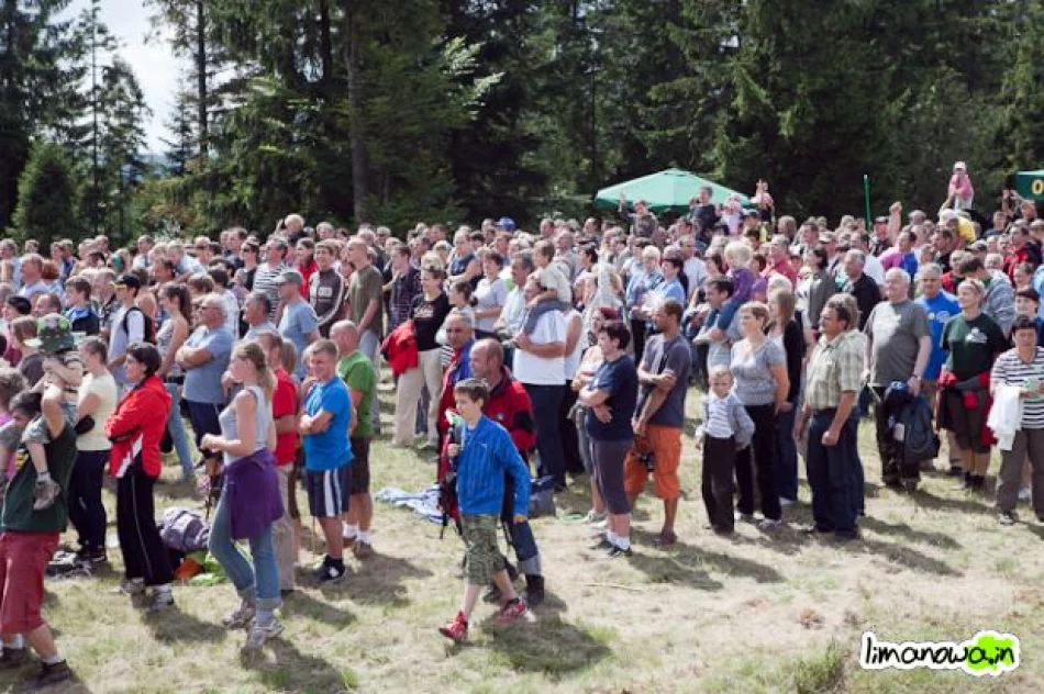 V Złaz Turystyczny na górze Łopień - zdjęcie 19