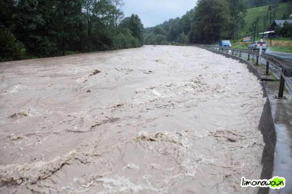 Wysokie stany rzek i podtopienia - zdjęcie 2