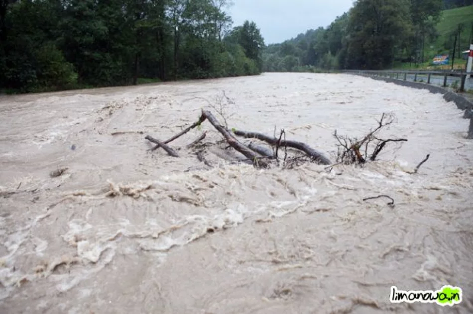 Wysokie stany rzek i podtopienia - zdjęcie 4