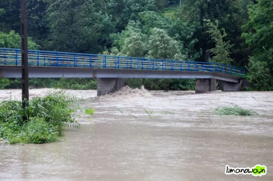 Wysokie stany rzek i podtopienia - zdjęcie 10