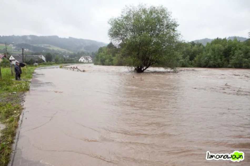 Wysokie stany rzek i podtopienia - zdjęcie 13