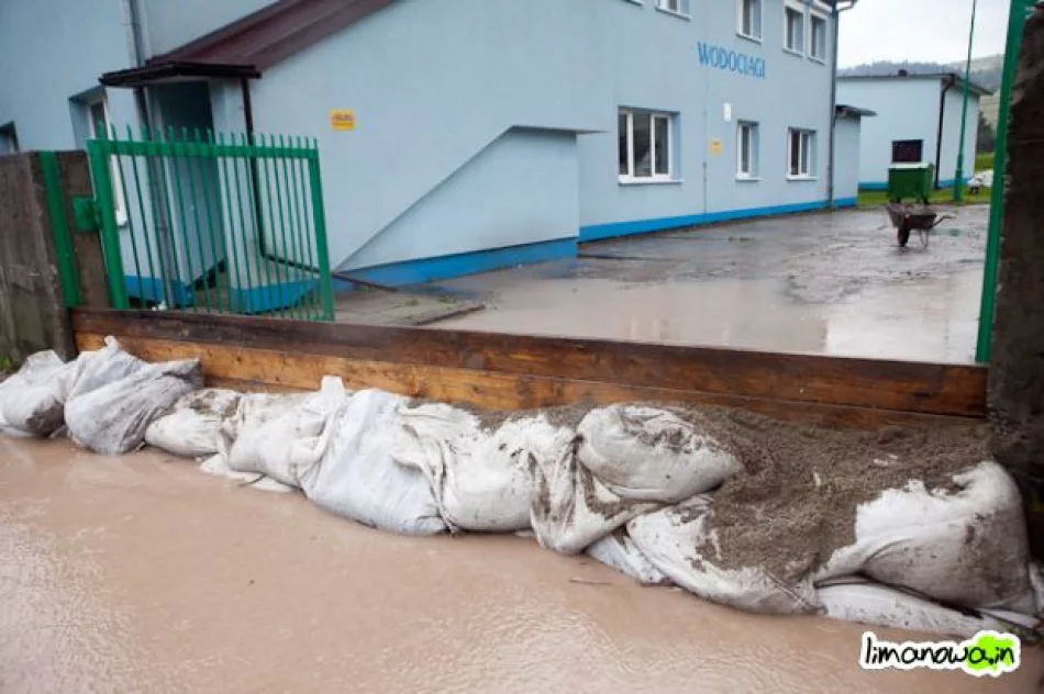 Wysokie stany rzek i podtopienia - zdjęcie 17