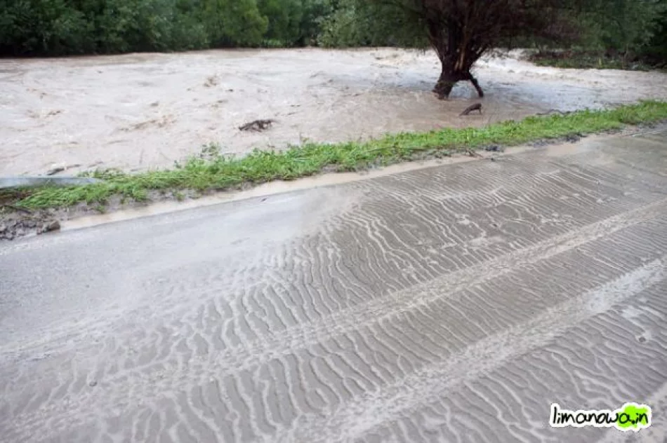 Wysokie stany rzek i podtopienia - zdjęcie 20
