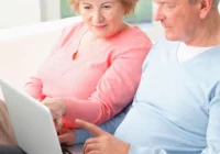 ZUS apeluje do emerytów i rencistów prowadzących własną działalność - zdjęcie główne