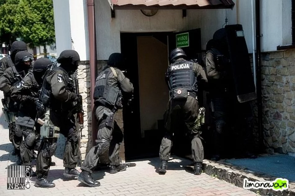 Napad na bank i rozbrajanie bomby - zdjęcie 14