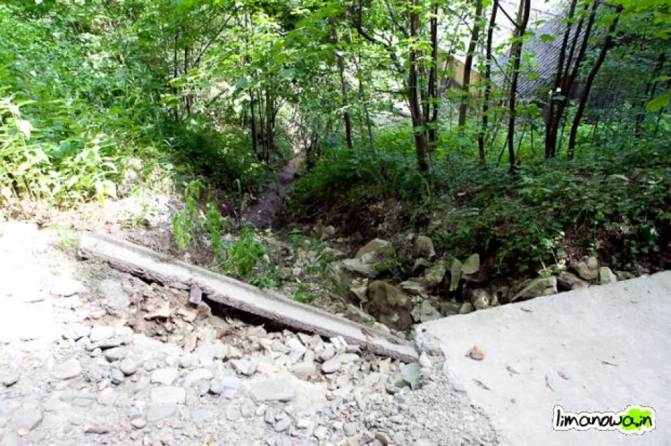 Osuwiska w gminie Laskowa - zdjęcie 11