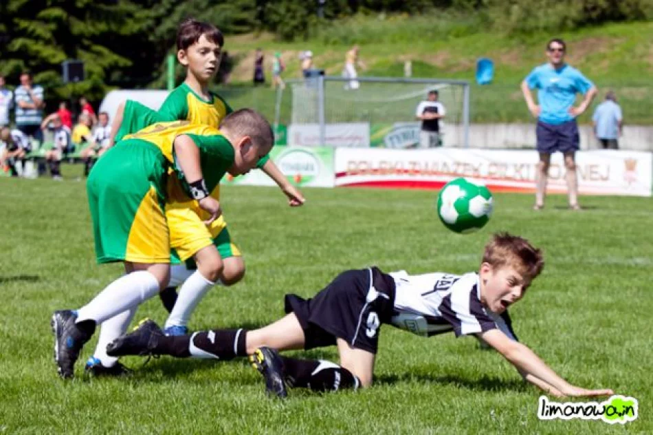 Małopolski finał Turnieju „Z podwórka na stadion o Puchar Tymbarku” - zdjęcie 12