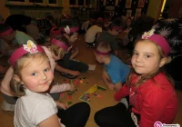 Przeżywali noc bajek w szkole - zdjęcie główne